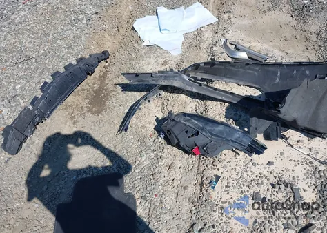 2023 Honda Civic Touring z USA, uszkodzony, nr VIN 2HGFE1F94PH308397